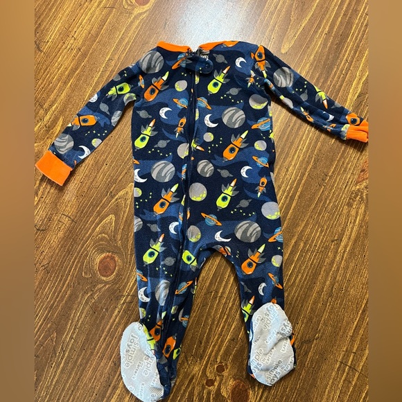 Carters Pajamas 3 - Picture 5 of 6